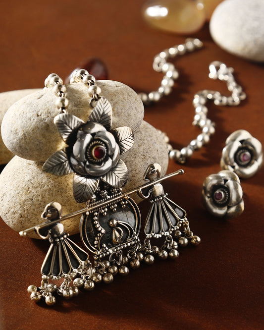 Jashn Necklace