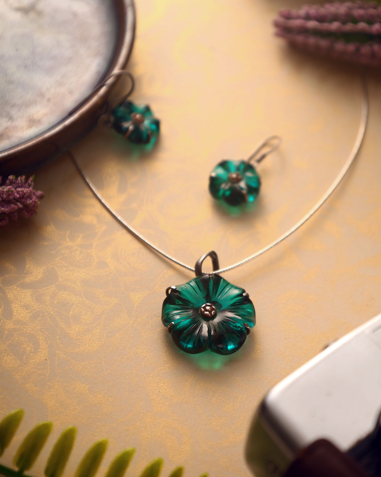 Nazakat Necklace