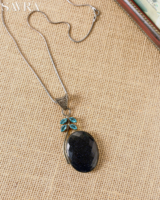 Irya purple pendant chain