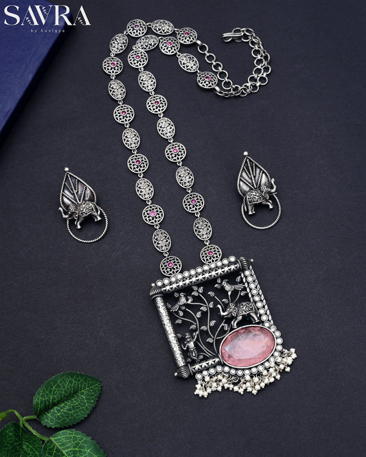 Triple Strand Pearl Tassel Set