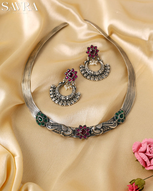 Kamya Necklace Set