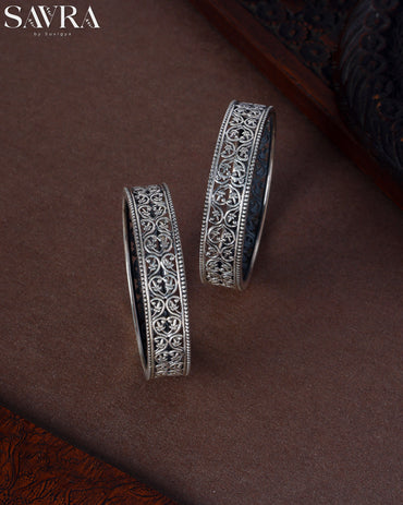 Intricate Filigree Oxidized Bangles Single Piece