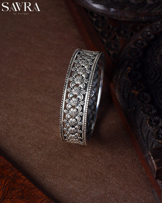 Floral Panel Oxidized Bangle Single Piece