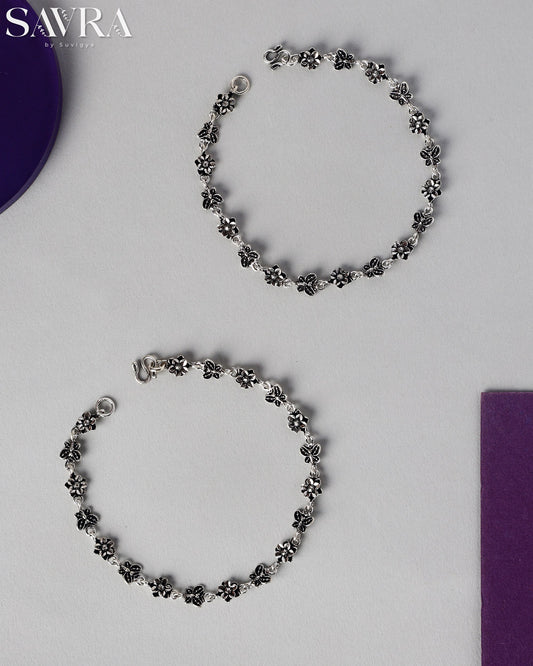 Oxidized Black Flower Anklets