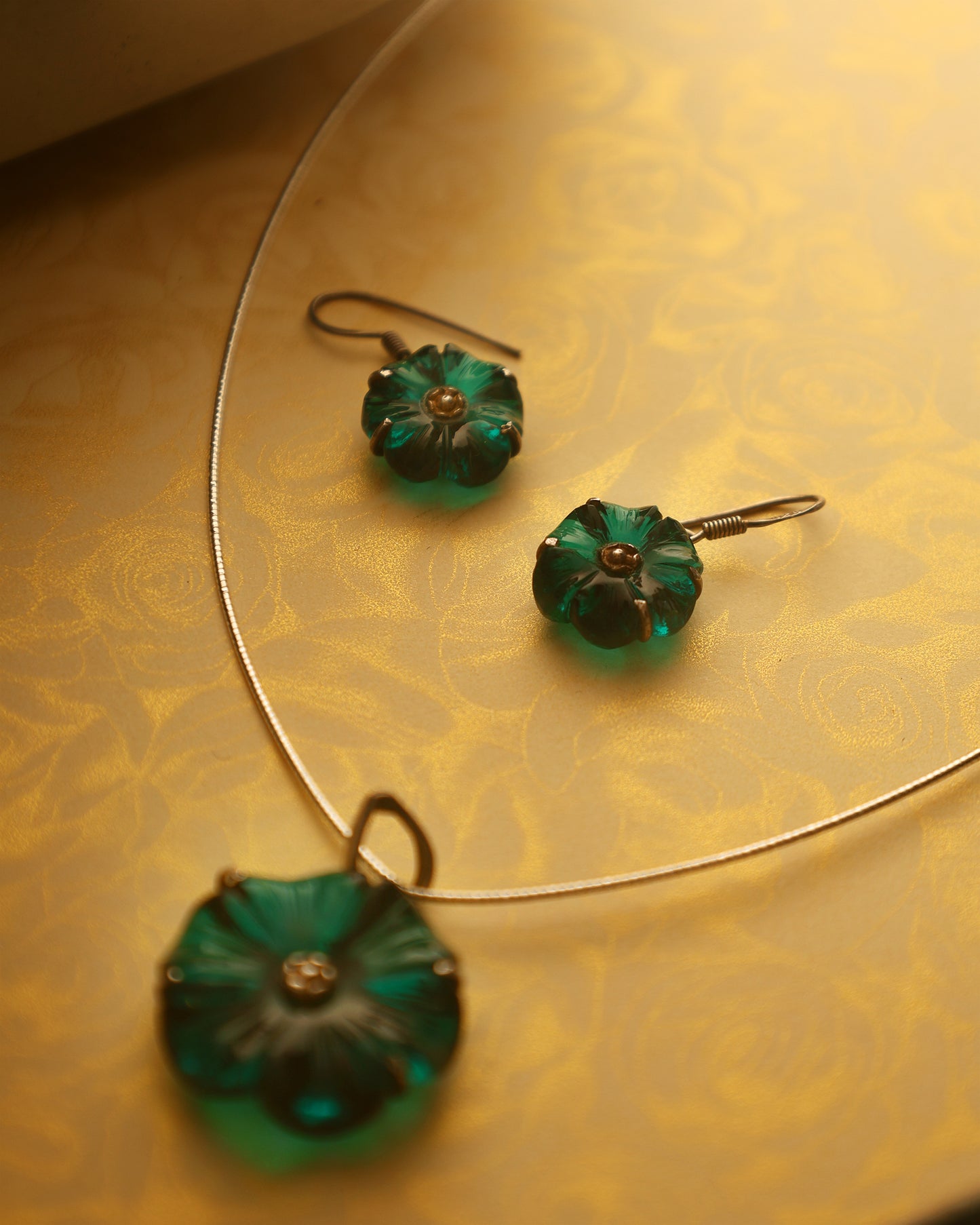 Nazakat Necklace