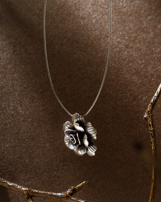 Rozana Pendant
