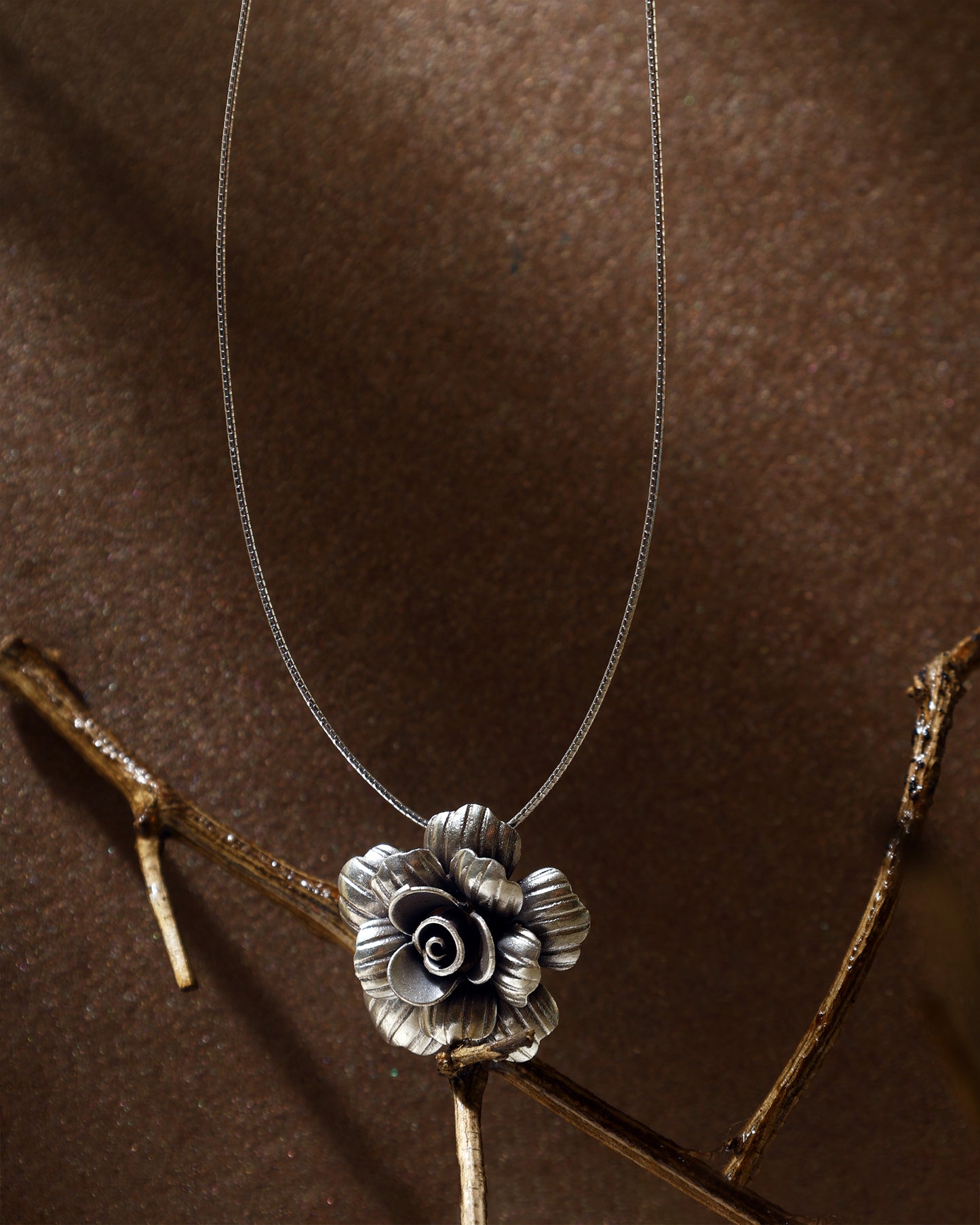 Rozana Pendant