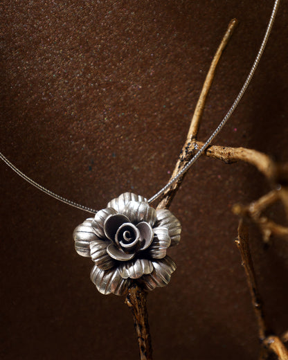 Rozana Pendant