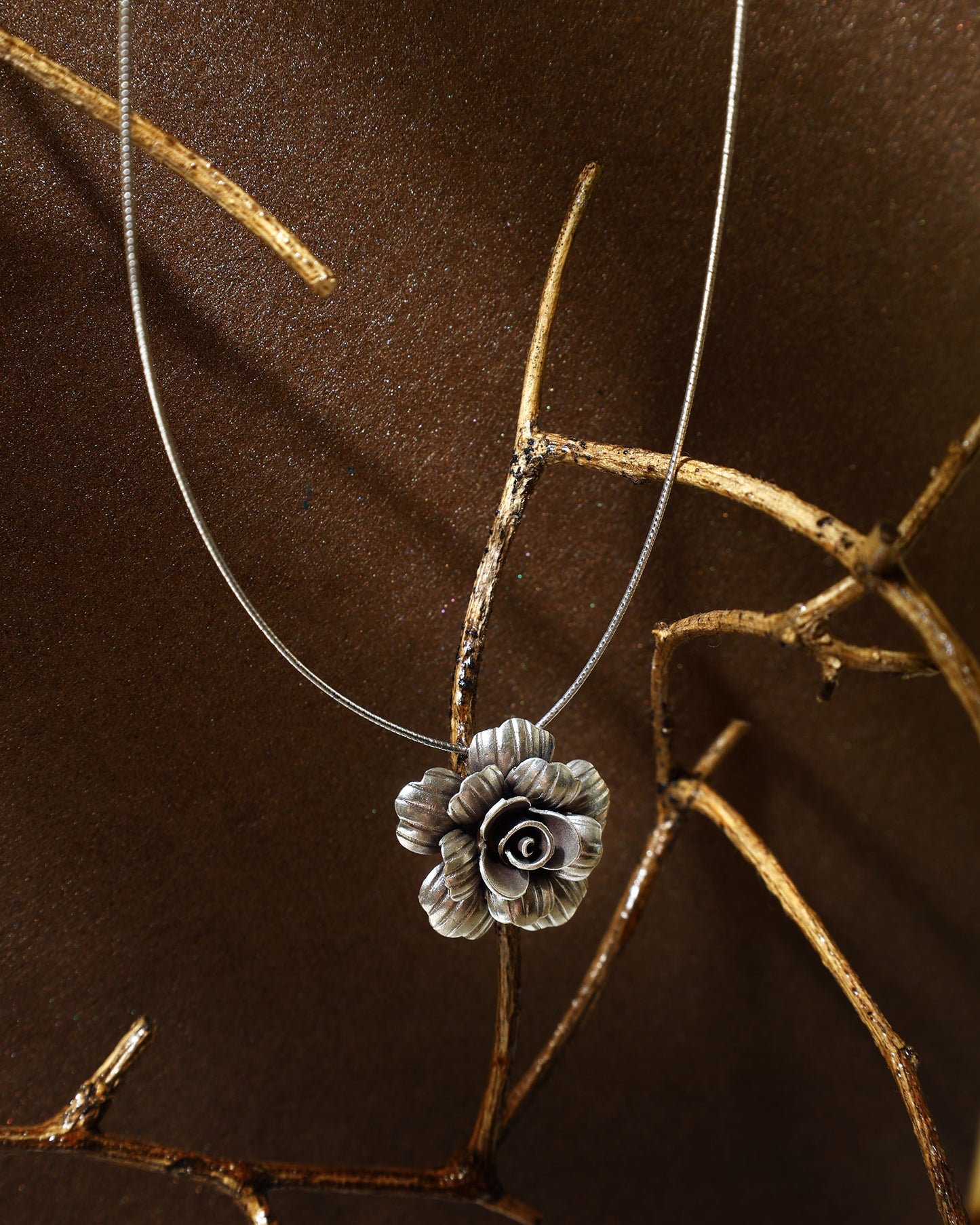 Rozana Pendant
