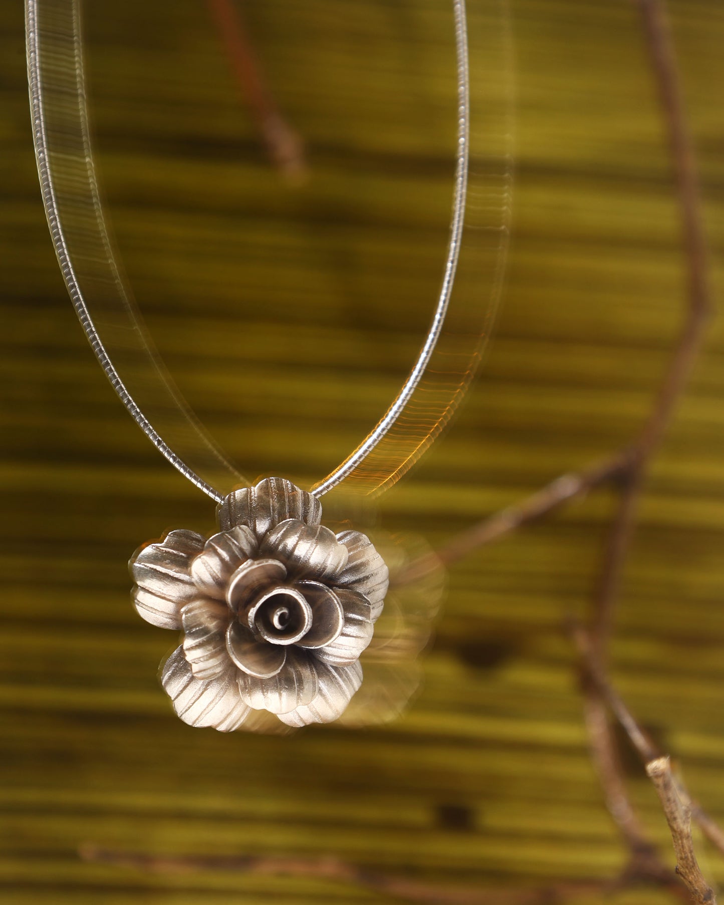 Rozana Pendant