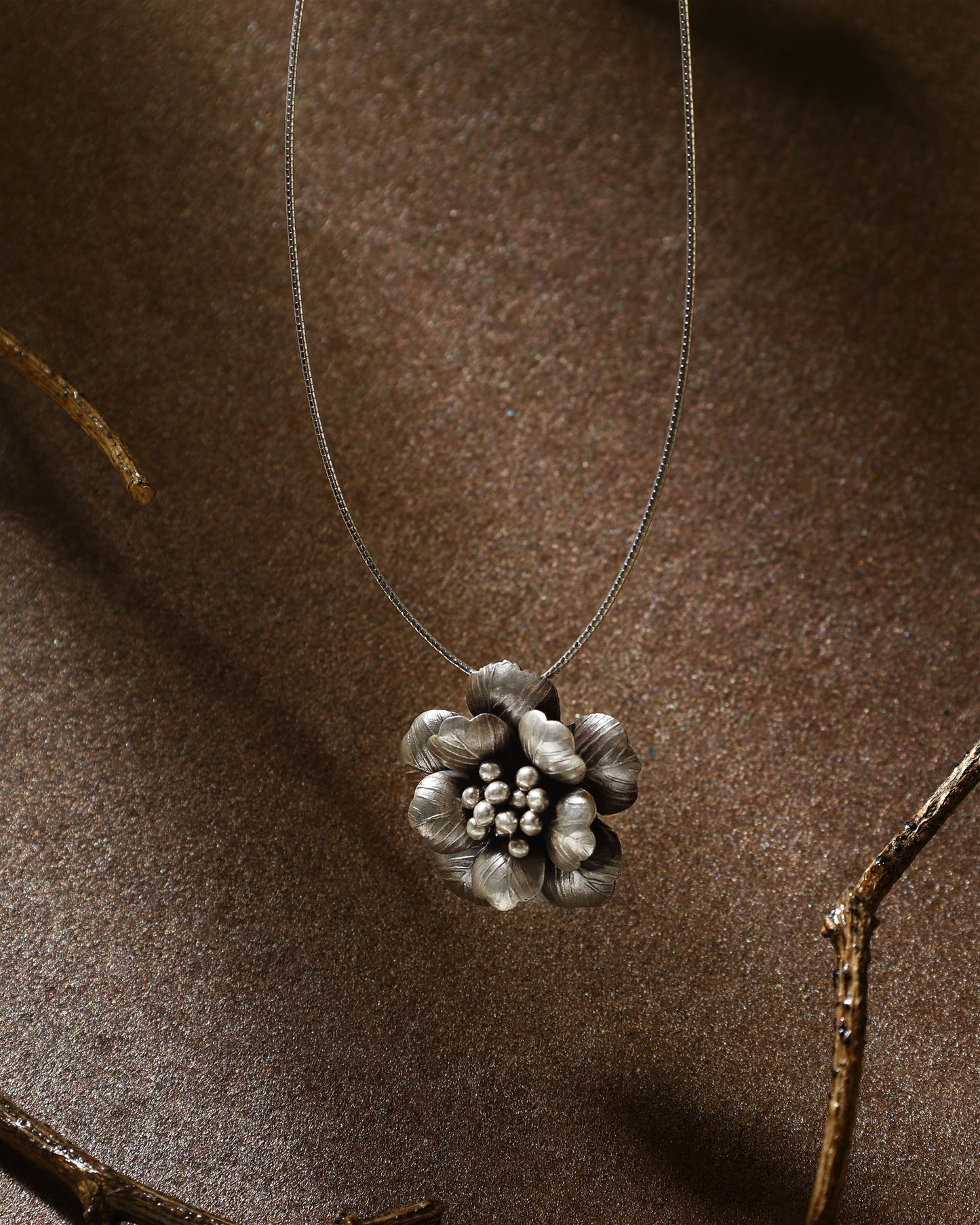 Rozana Pendant