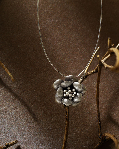Rozana Pendant