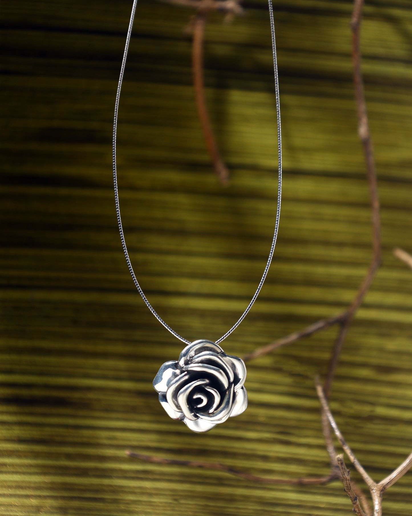 Rozana Pendant