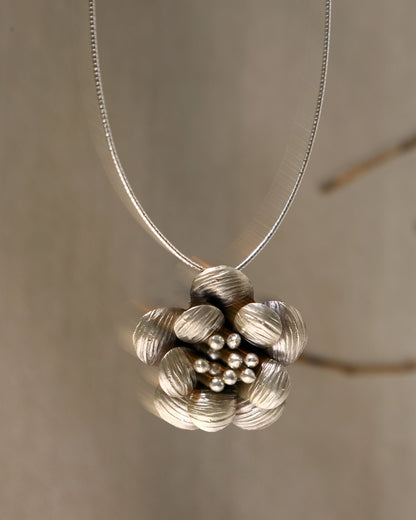 Rozana Pendant