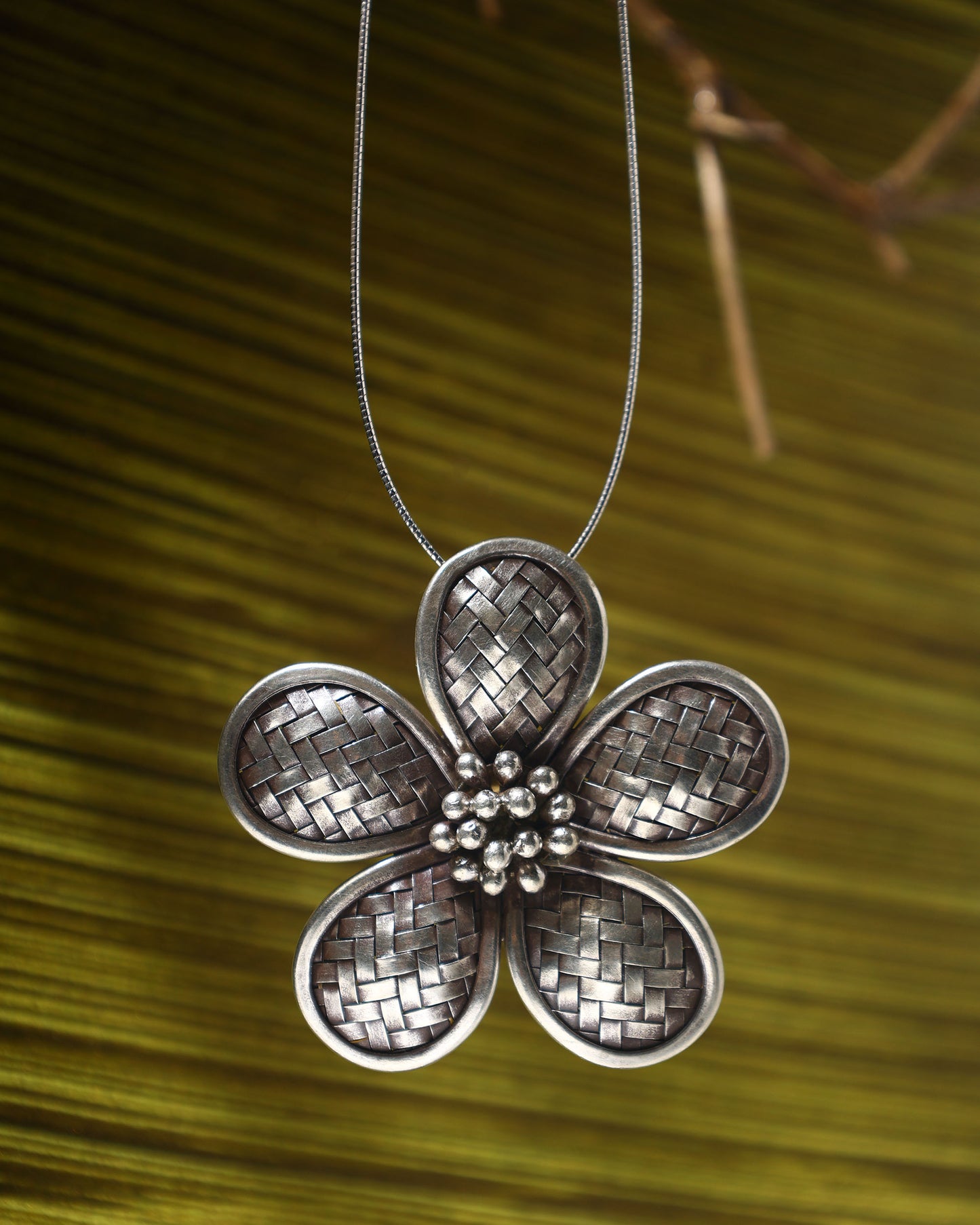 Rozana Pendant