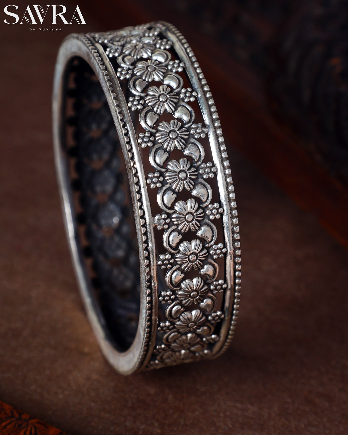 Floral Panel Oxidized Bangle Single Piece