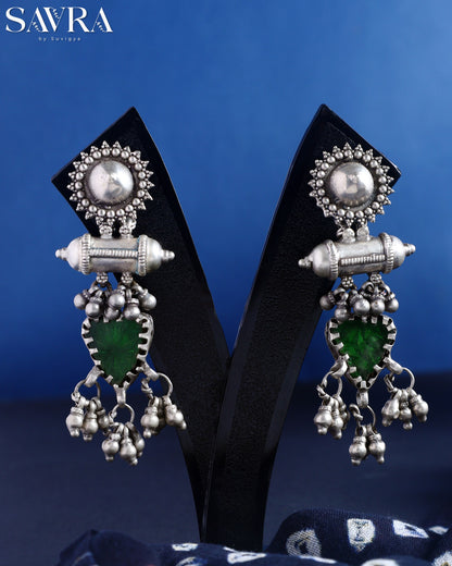 Minimalist Layered Crescent Drops