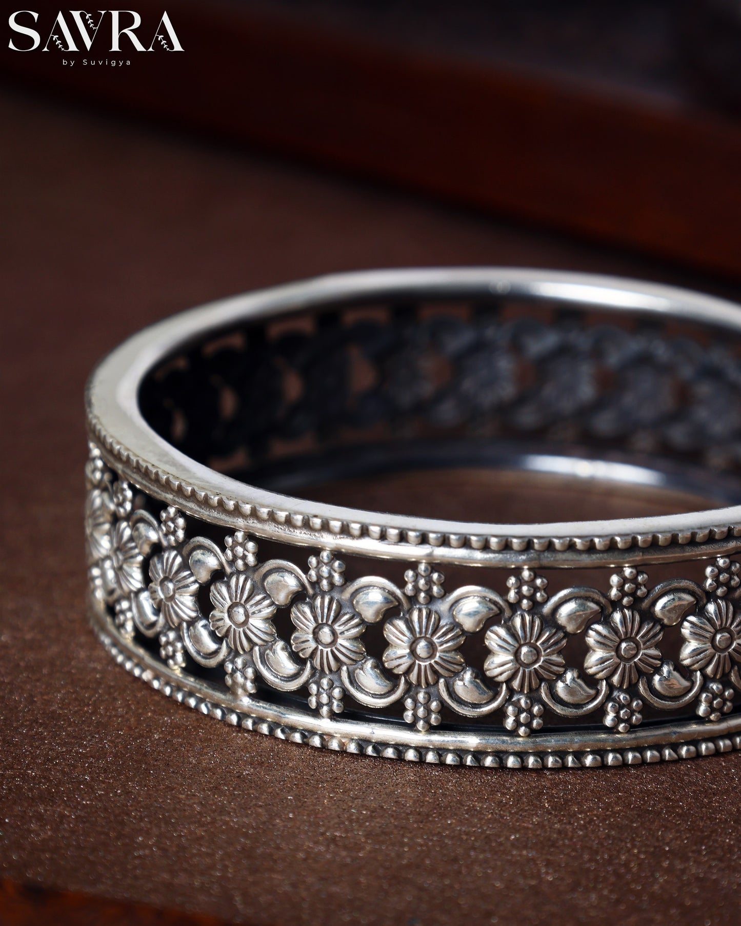 Floral Panel Oxidized Bangle Single Piece