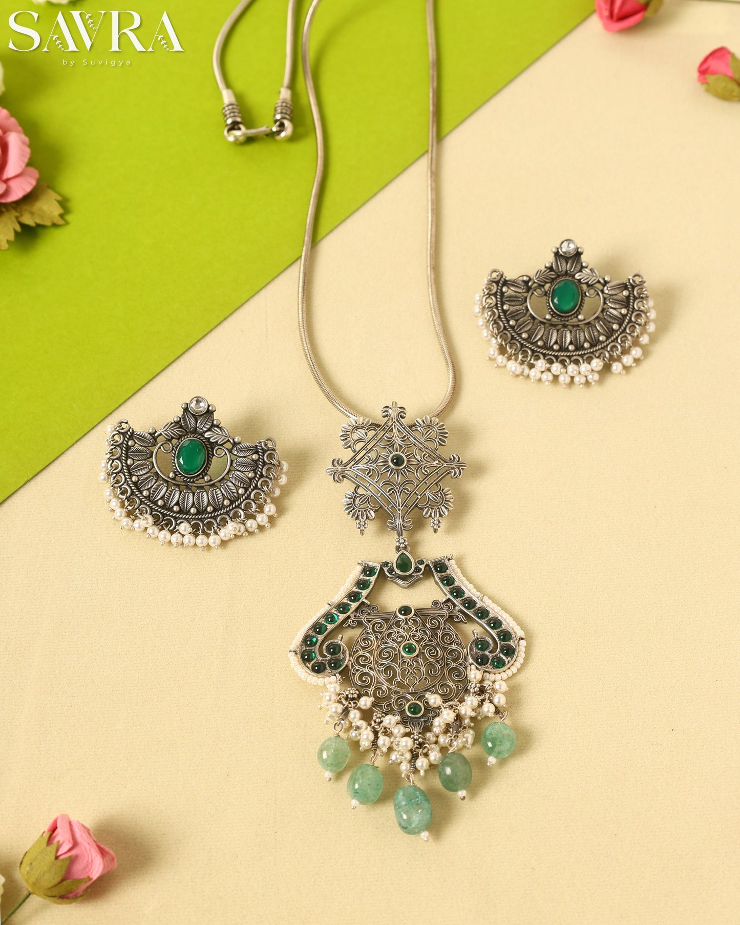 Kamya Necklace Set