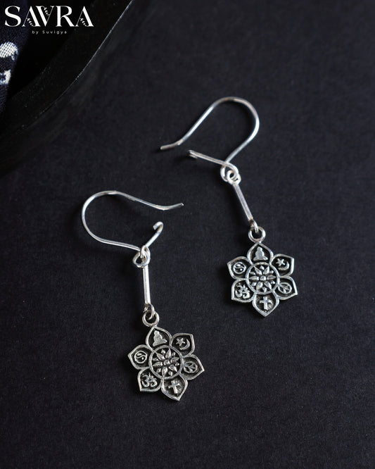 Nitya Dangler Earrings