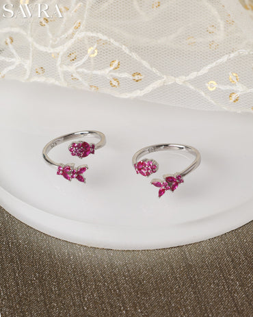 Single Oval Pearl Toe Rings